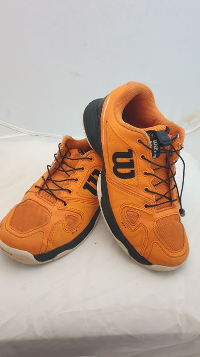 Спортни обувки за тенис