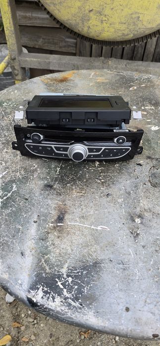 Dezmembrez Renault Koleos