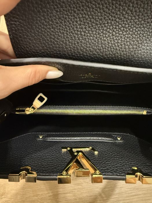 Сумка LV Louis Vuitton Capucines MM