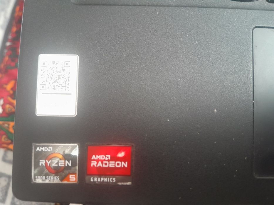 Lenovo rizen 5 mini noutbook