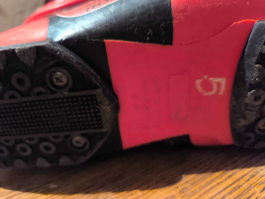 Ски и ботуши към тях