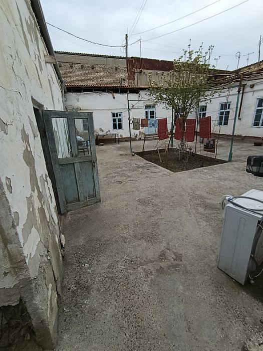 Eski hovli sotiladi 4 soʻtiqli eski shaharda