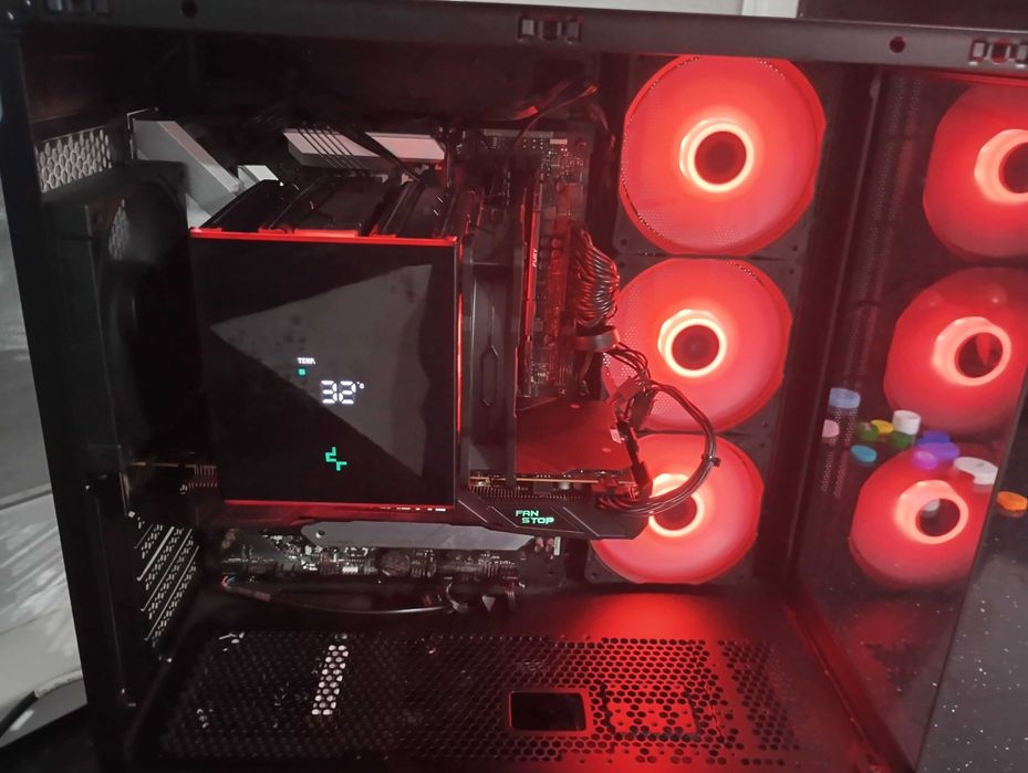 Геймърски компютър Ryzen