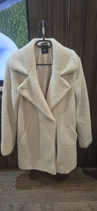 Палто zara в екрю М