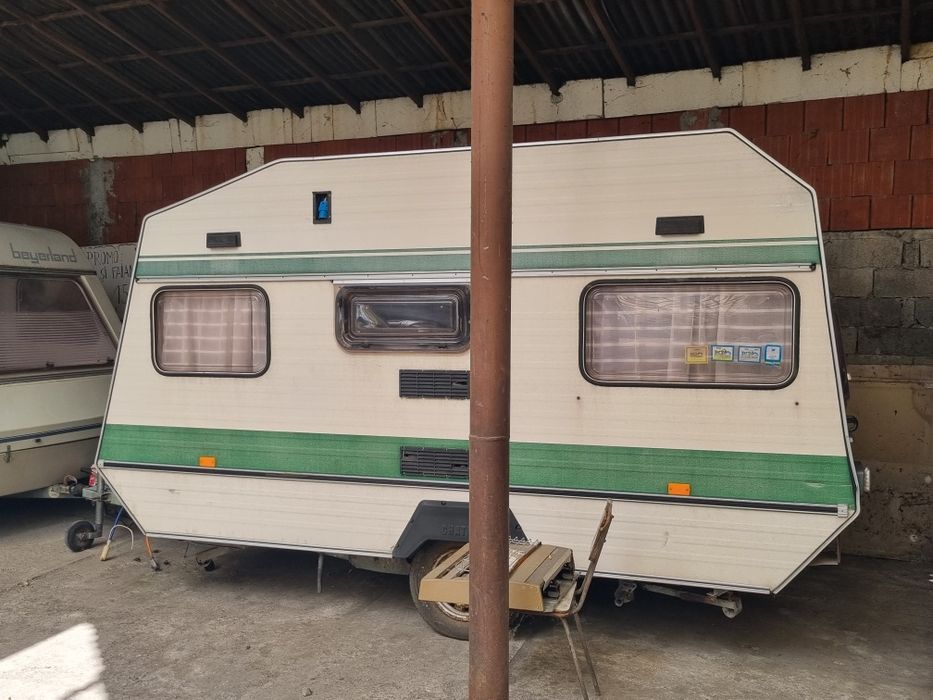 Rulota chateau cu acte Categoria B Cluj-Napoca • OLX.ro