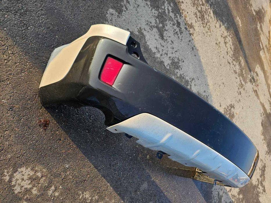 Бампер на SUZUKI