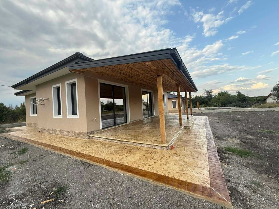 Твоят Нов Дом е Тук – С. Сираково, Само На 10 мин. От Хасково