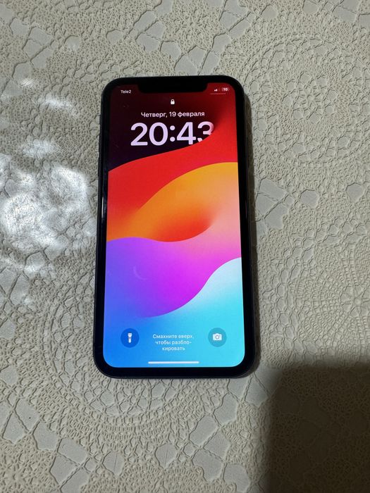 телефон iPhone, 11