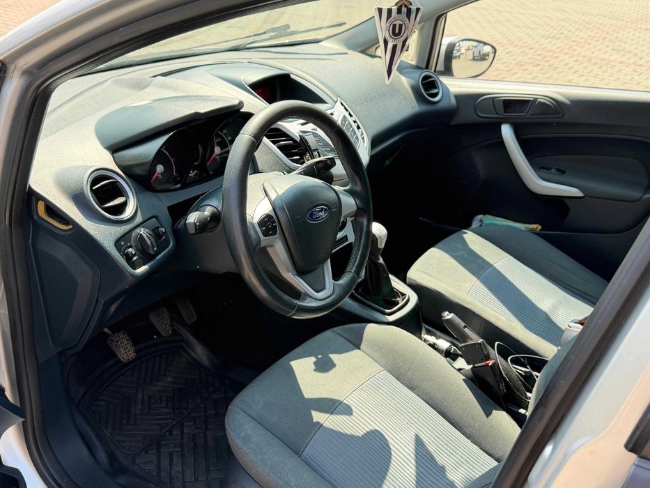 Vand Ford Fiesta