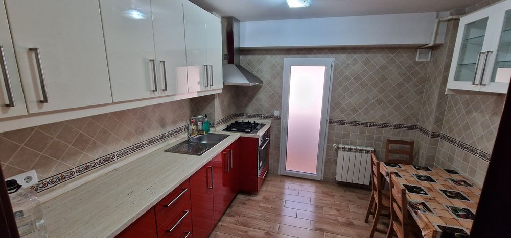 De inchiriat apartament 2 camere