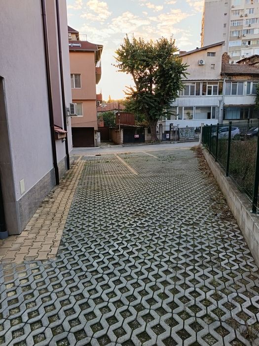 Дава се под наем Гараж / Паркомясто в Варна, Владислав Варненчик - 12 кв.м за 61.2 € - Снимка #5