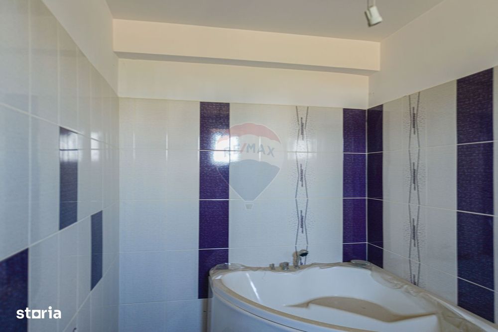 De vanzare casa + hala, teren 580mp, ideala business/service auto