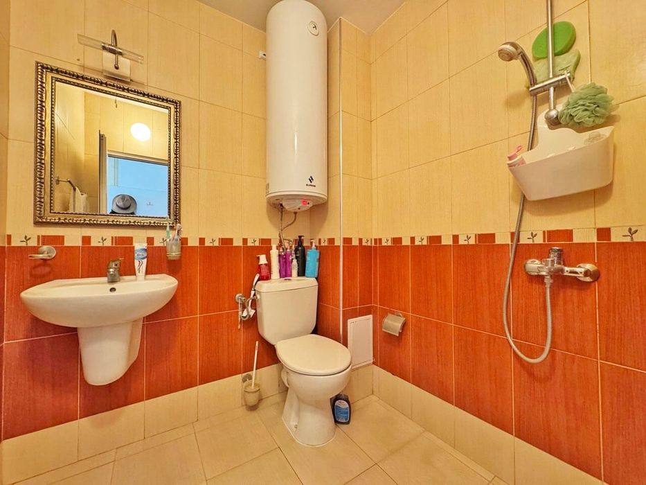 Продава се Двустаен апартамент в к.к. Слънчев бряг - 60 кв.м за 1100 €/кв.м - Снимка #8