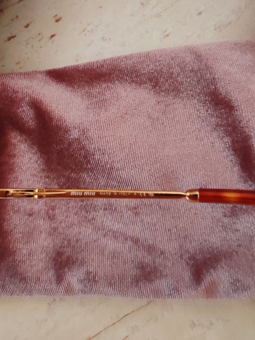 Ochelari de soare miu miu