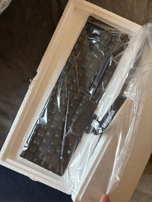 Чисто нова клавиатура за лаптоп DELL Inspiron