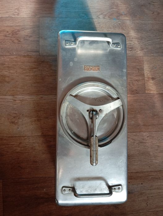 Фляга для питьевой воды нержавейка.