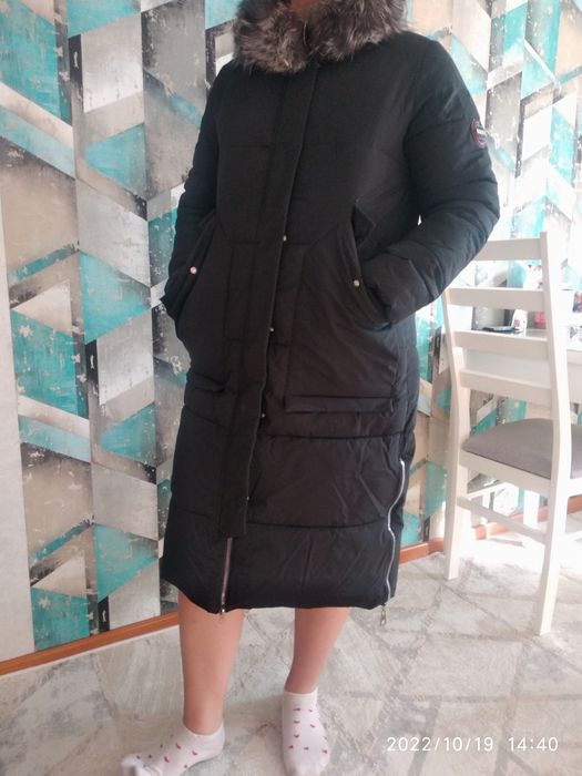 Зимнее пальто б/у 8000