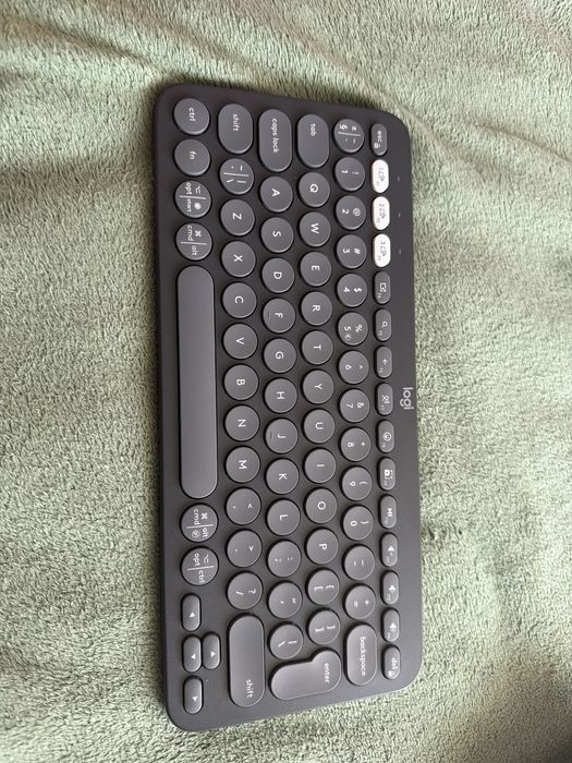 Tastatura Logitech Pebble Keys 2 K380s