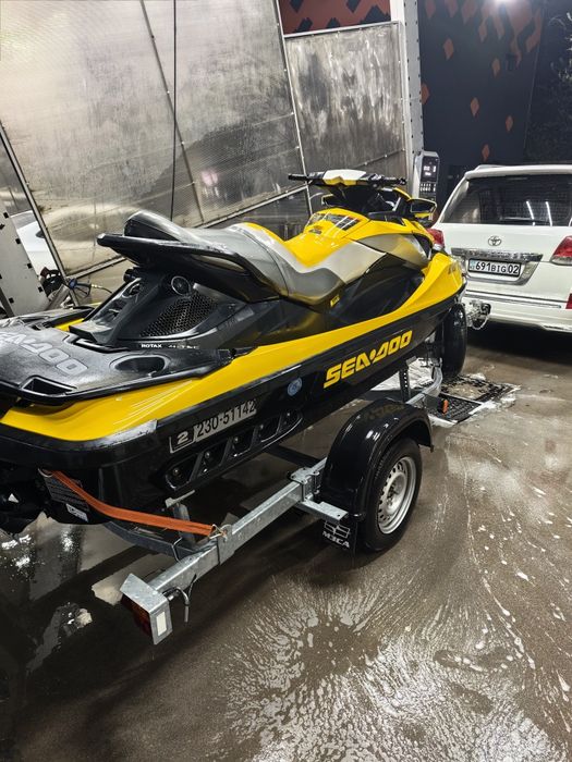 BRP Sea-Doo RXT 255