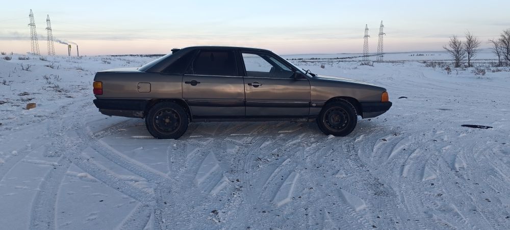 Продаю Ауди 100 сигара
