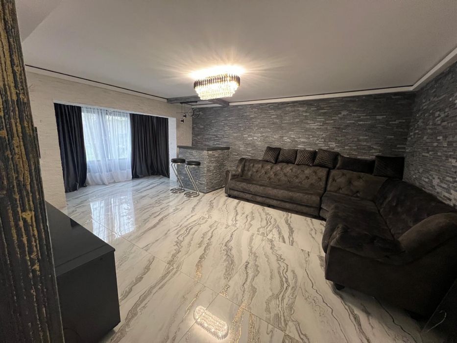 Inchiriez apartament 3 camere pe termen lung, Fetesti
