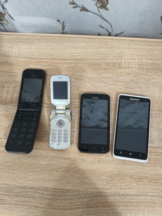 Продам телефоны на лом