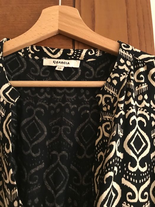 Продавам рокля дълга спортно елегантна