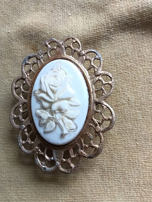 Продается камея 900т