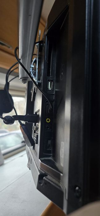 Vand televizor 12v cu DVD si google crom