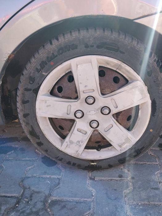 De vânzare sau schimb cu 7 locuri ... Chevrolet Aveo