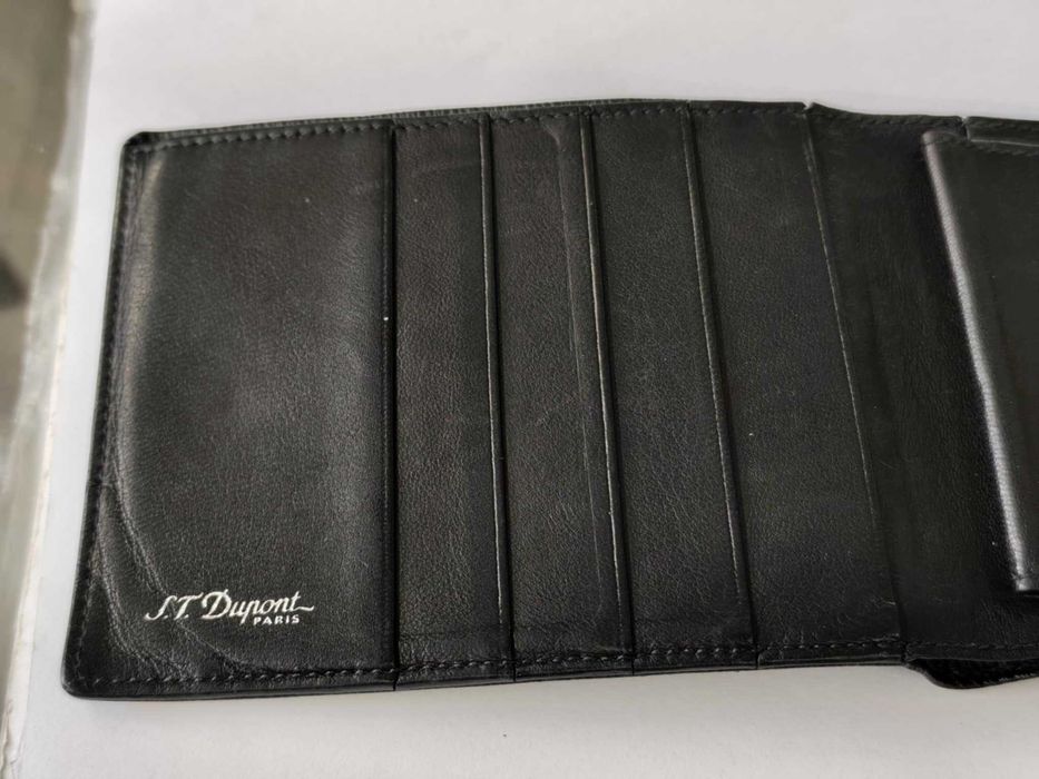 Кожен портфейл S.T. Dupont