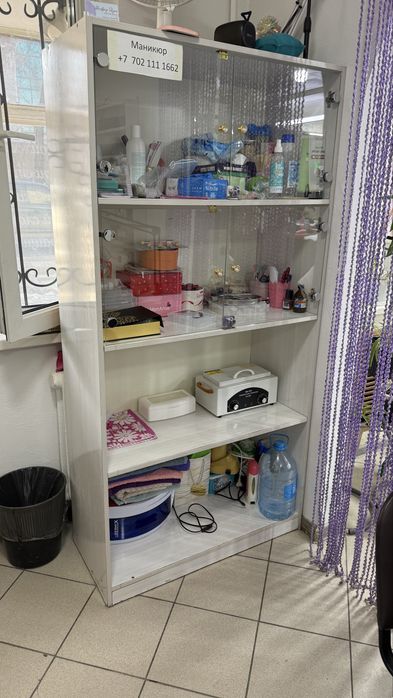 Продам шкаф стеклянные дверки