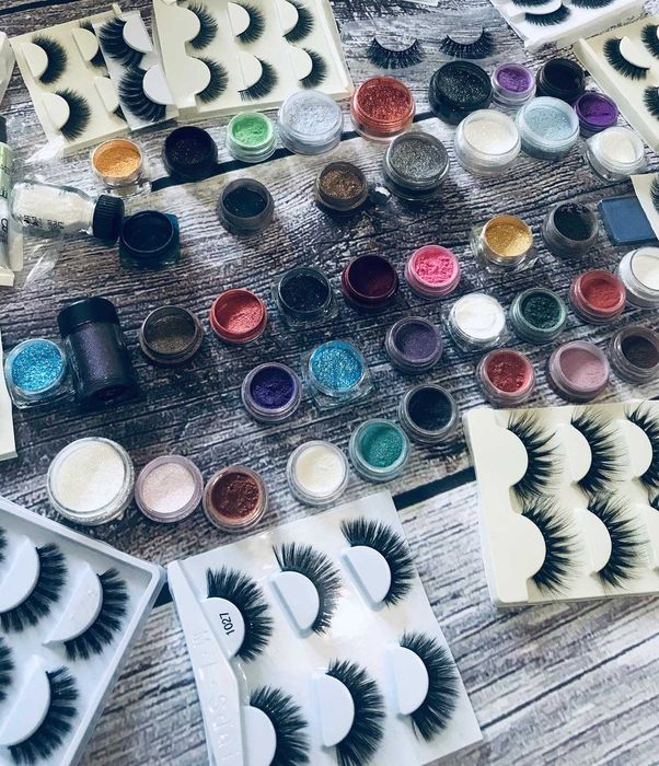 Накладные ресницы норковые