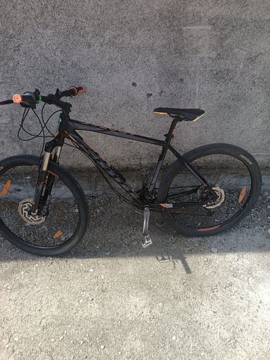 Vând bicicletă Scott 600-700 lei preț negociabil