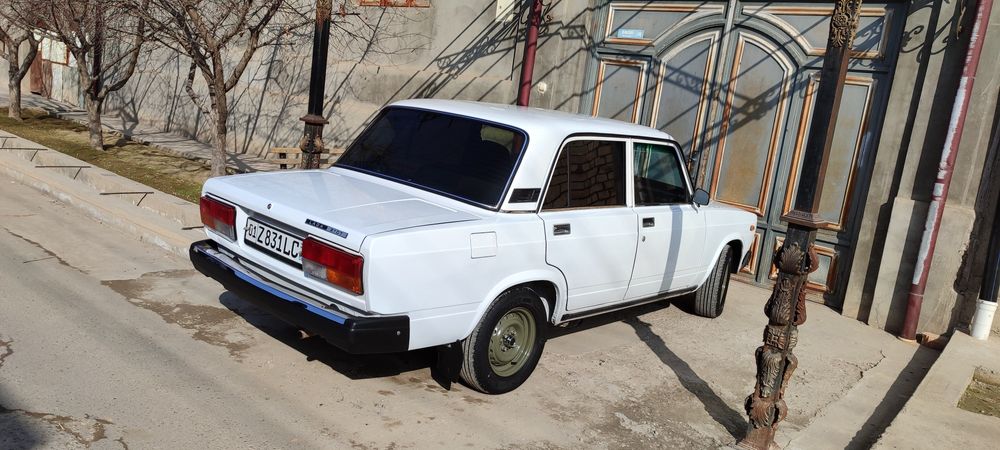 Ваз 2107 сотилади