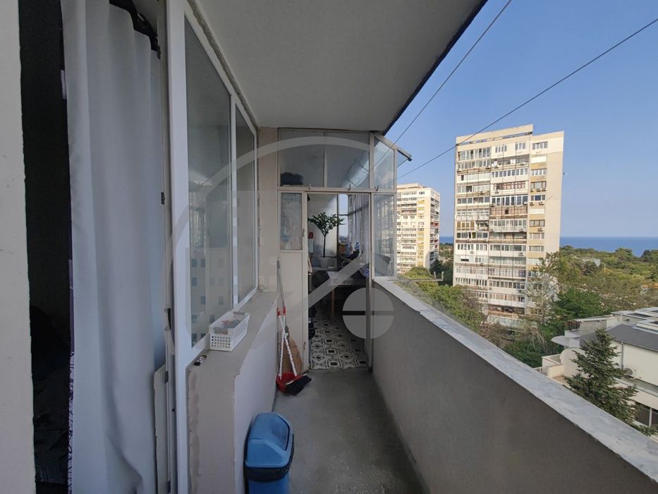 Продава се Тристаен апартамент в Варна, Чайка - 65 кв.м за 3677 €/кв.м - Снимка #11