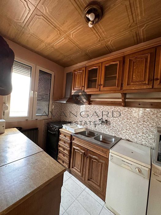 Продава се Четиристаен апартамент в Пловдив, Център - 140 кв.м за 1750 €/кв.м - Снимка #5