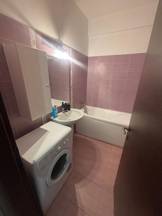 Închiriez ap 2 camere!!!