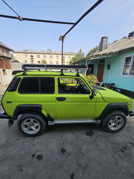 Продам машину Ваз 2121