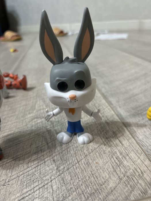 Игрушки фигурки базлайтер симпсон заяц