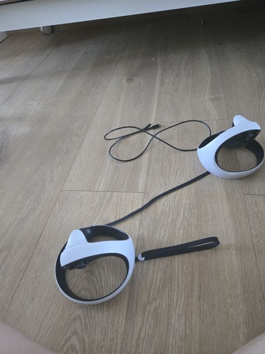 Продавам PS VR2 за PS5