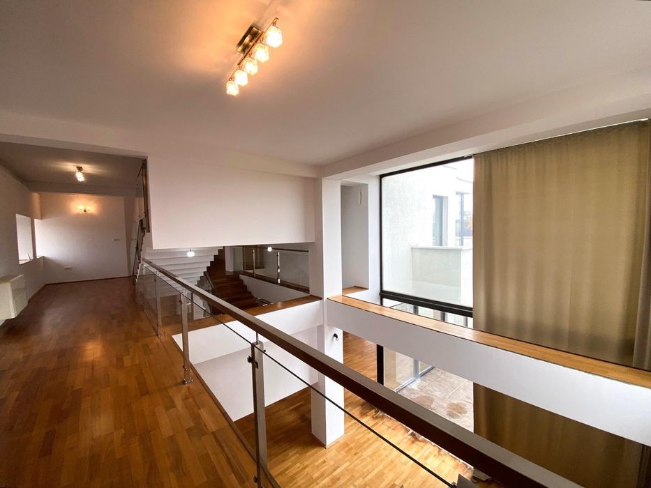 Clinica / Centru medical / Studio Pilates / SPA