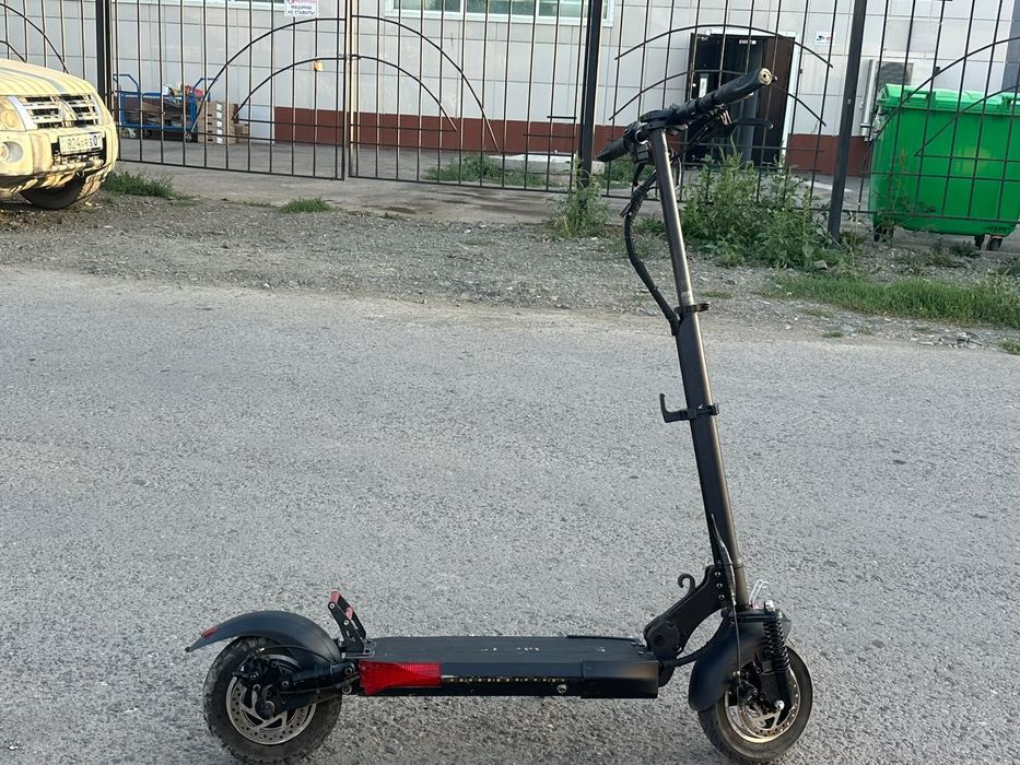 Продам электросамакат