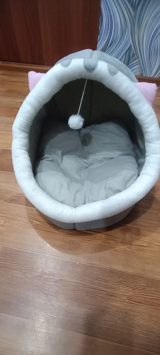 Лежанка для кошки