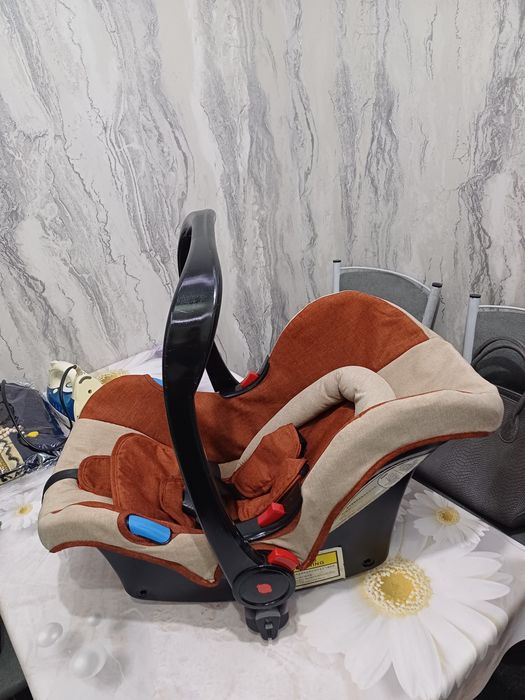 Продаётся фирменный авто люлька Burbay