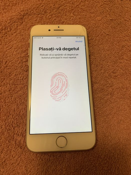 Iphone 8 alb display fisurat putin . 250lei