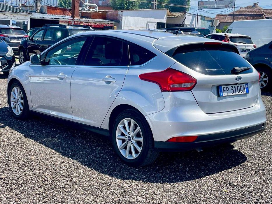 FORD Focus 2018 — imagine 5