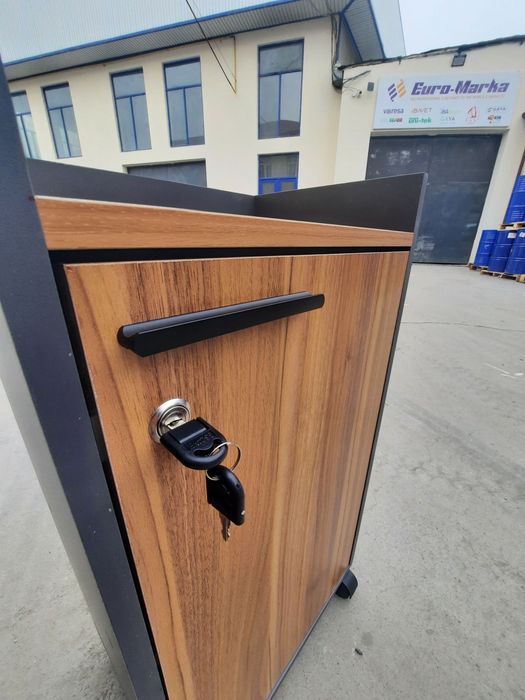 Tumba ofis , salon , magazin uchun