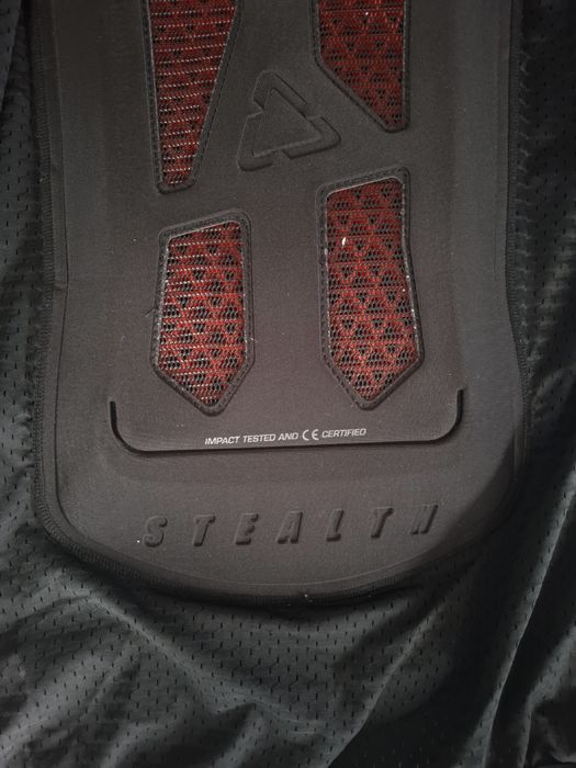 Protectie integrala Leatt AirFlex Stealth