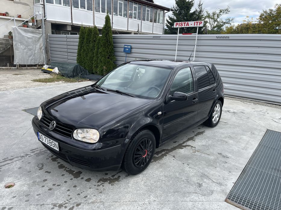 Vand /Schimb Golf 4 Benzina